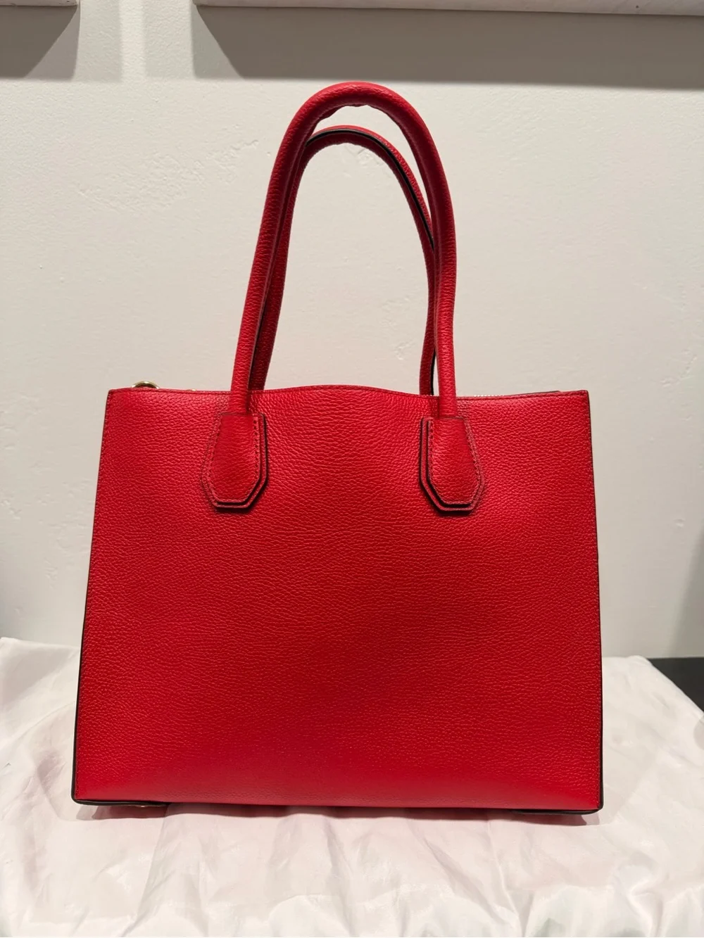 Michael Kors Red Pebbled Leather Tote with Detachable Strap - Picture 2 of 6